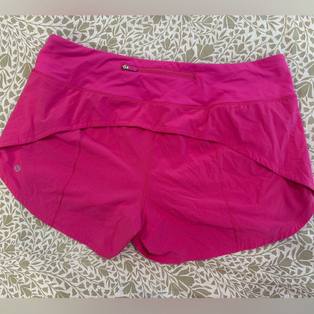 Lululemon Women’s Speed Up Short (Sonic Pink)